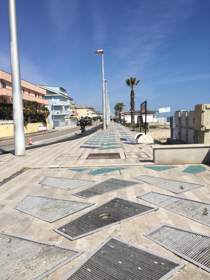 Pousada Copacabana Praia - Affittacamere - Casa Vacanza A Porto SantʼElpidio Exteriér fotografie